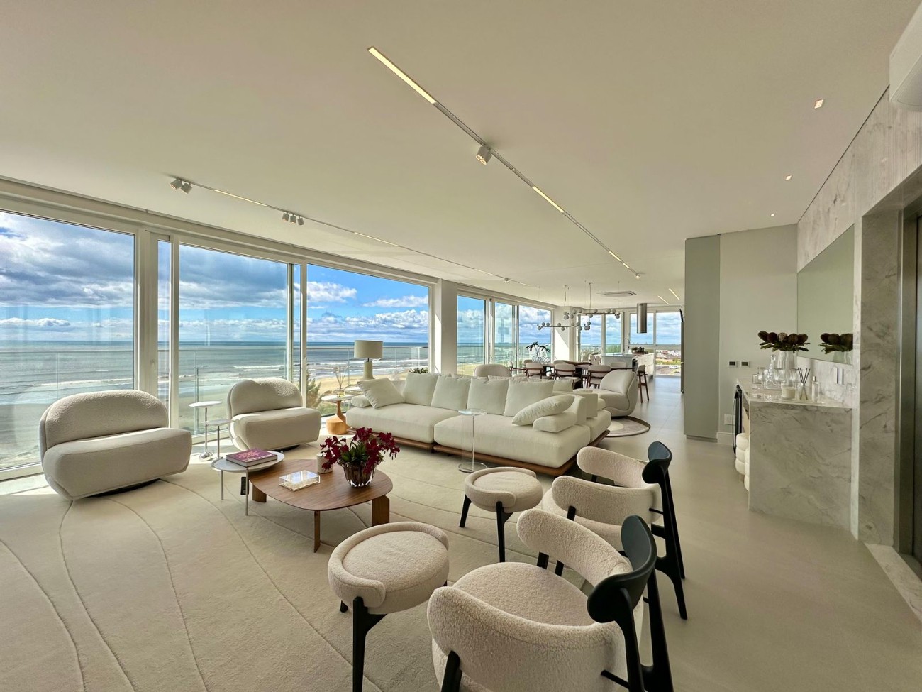 Apartamento 4 dormitórios para venda, Navegantes em Capão da Canoa | Ref.: 1384