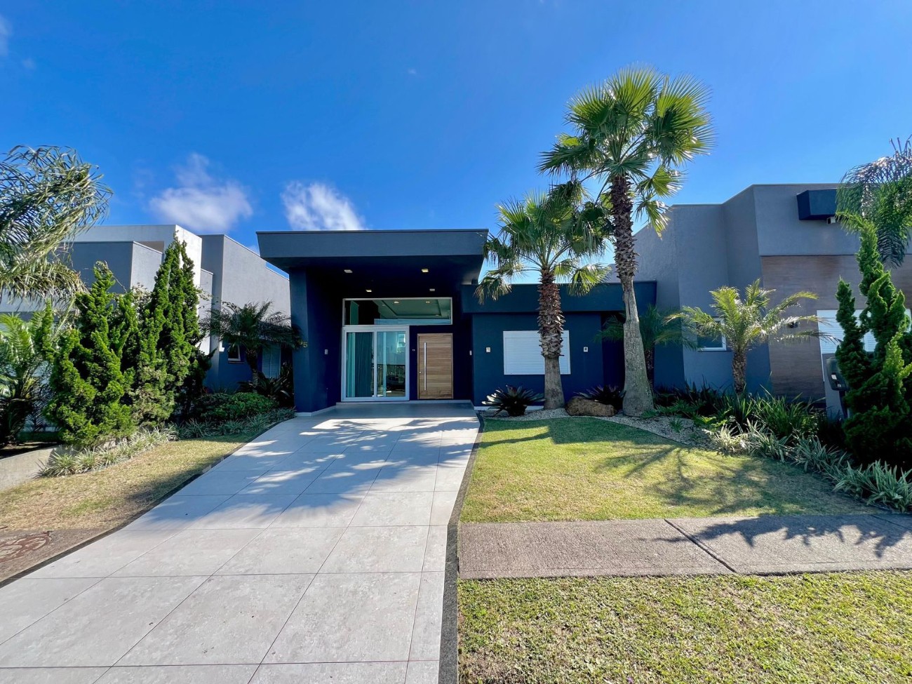 Casa em Condomínio 4 dormitórios para venda, Parque Antártica em Capão da Canoa | Ref.: 163