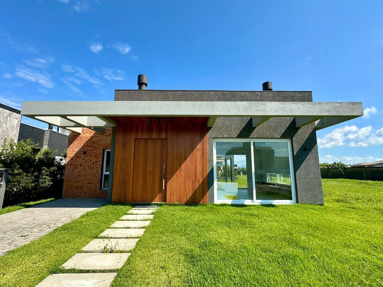 Casa em Condomínio 4 dormitórios para venda, Araça em Capão da Canoa | Ref.: 3406