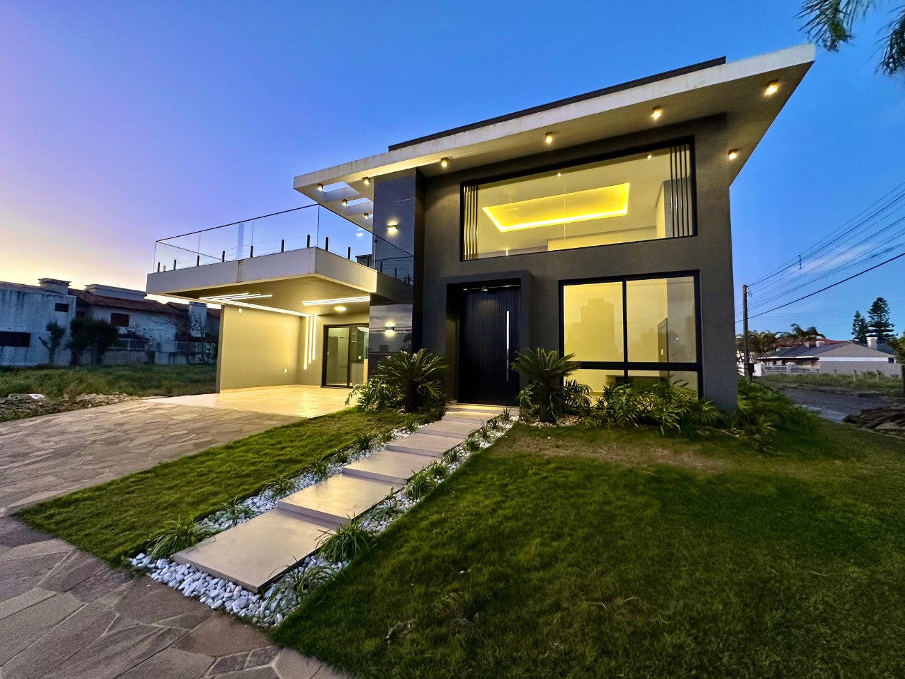 Casa 3 dormitórios para venda, Zona Nova em Capão da Canoa | Ref.: 460