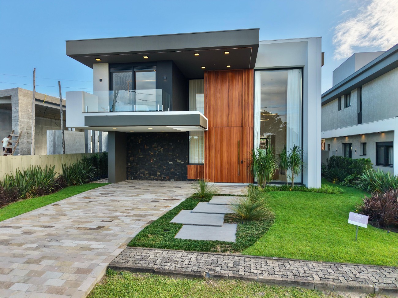 Casa em Condomínio 5 dormitórios para venda, Parque Antártica em Capão da Canoa | Ref.: 52